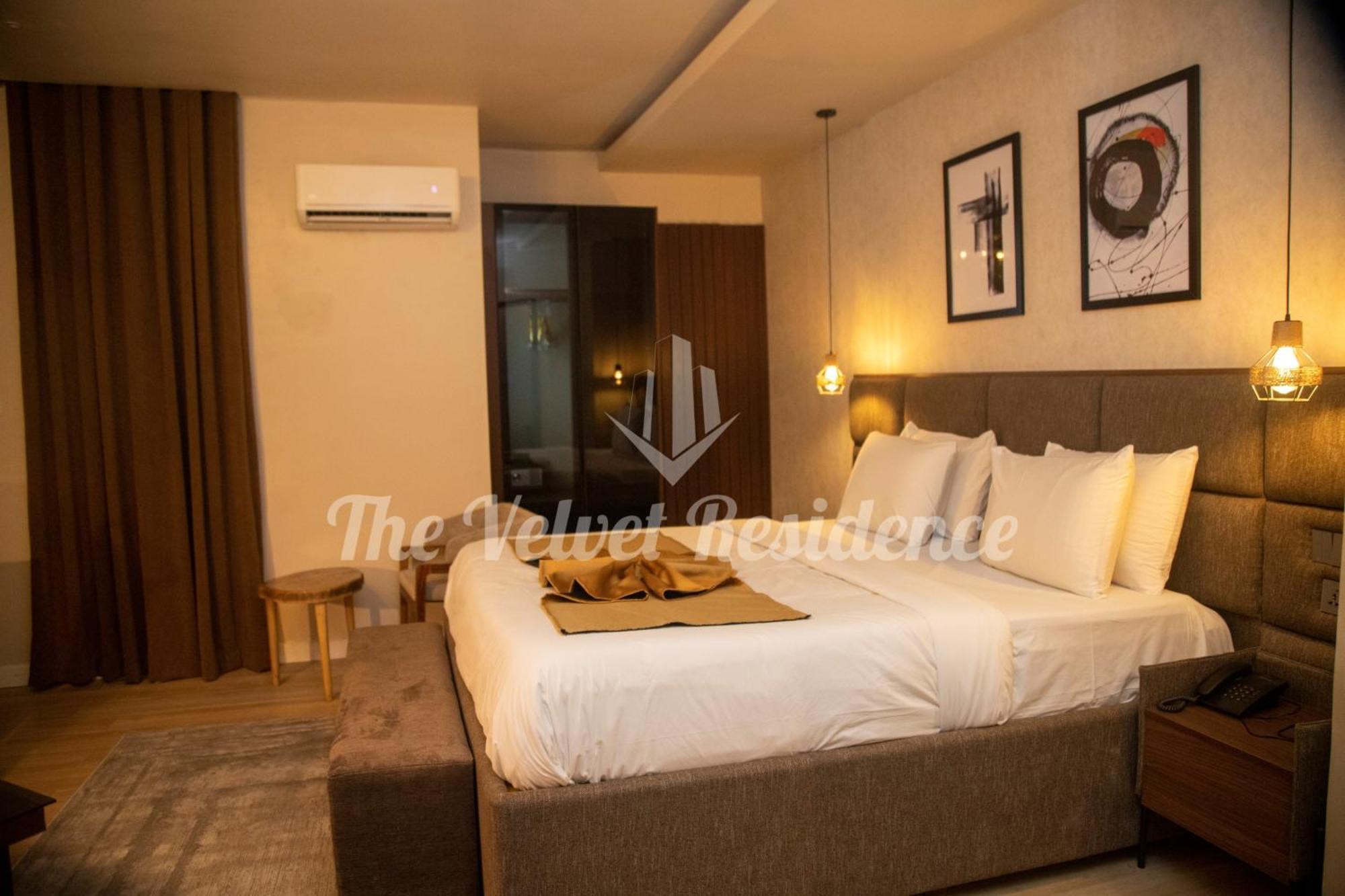 The Velvet Residence Αμπούζα Εξωτερικό φωτογραφία